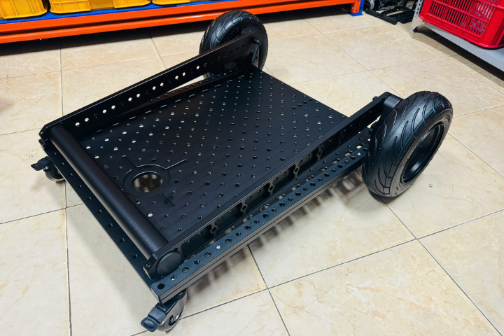 Foldable steadicam cart