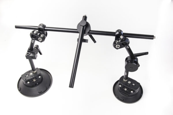 U-grip heads and multi connectors included in 16mm rigging kit