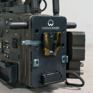 Angled flexible cable on Ronin 4D V-Mount plate for tangle-free gimbal power.