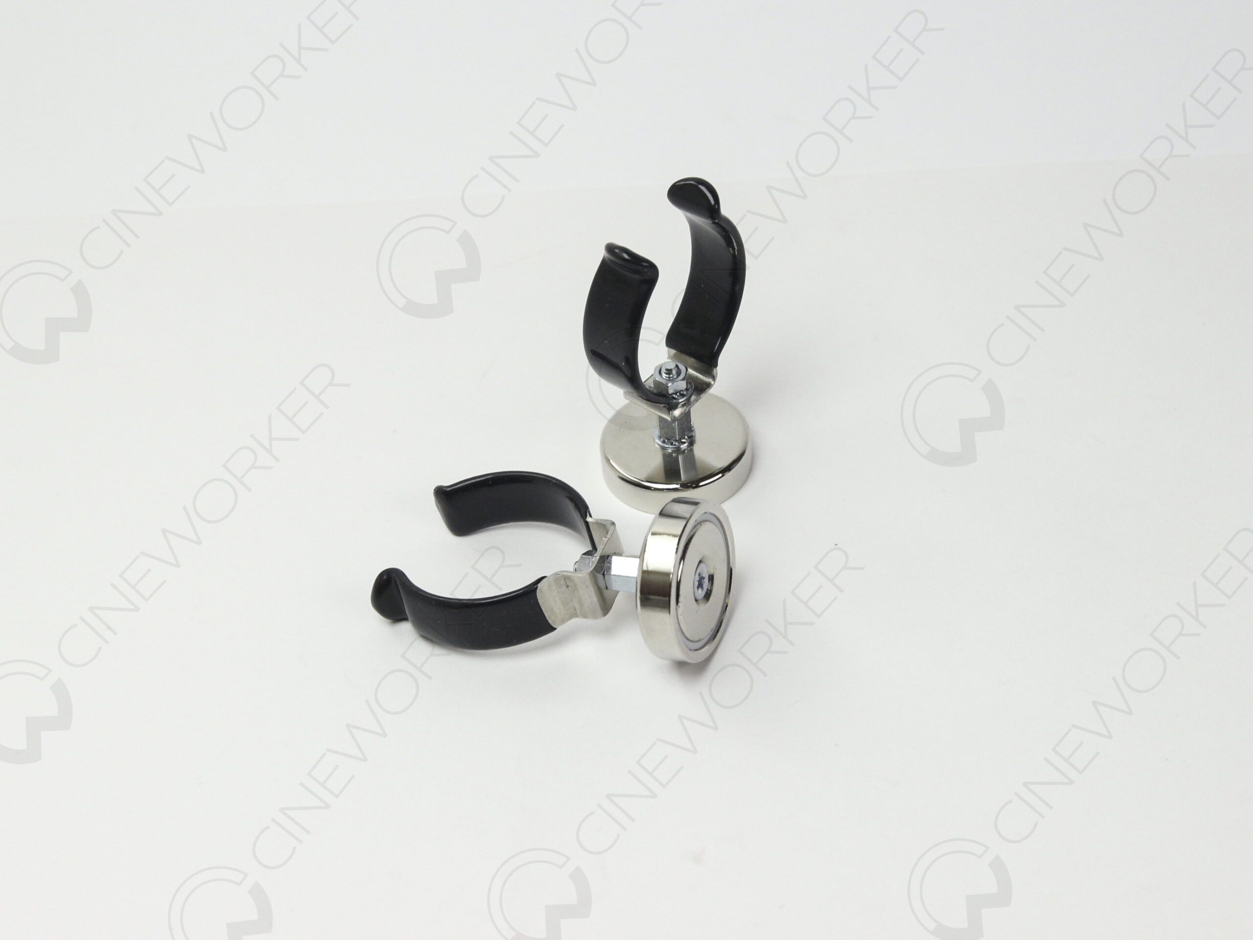 Magnetic clamp for Astera lights compatible with C-BOX accessories