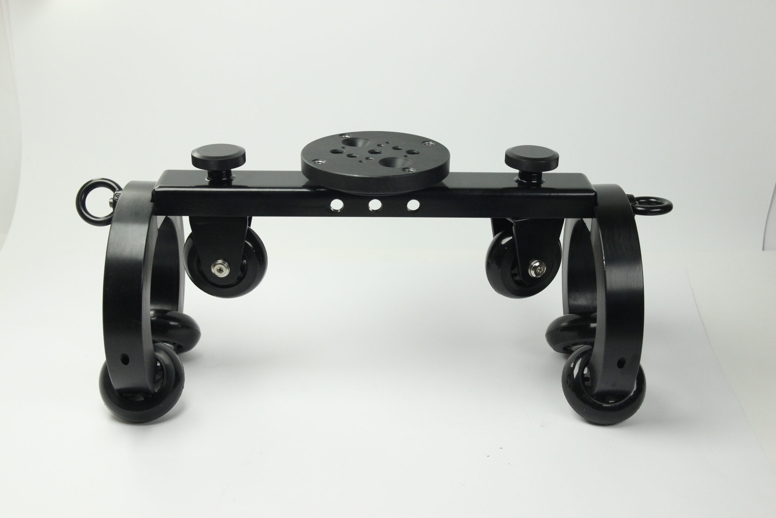 Single pipe trolley with universal gimbal adapter for overhead filming