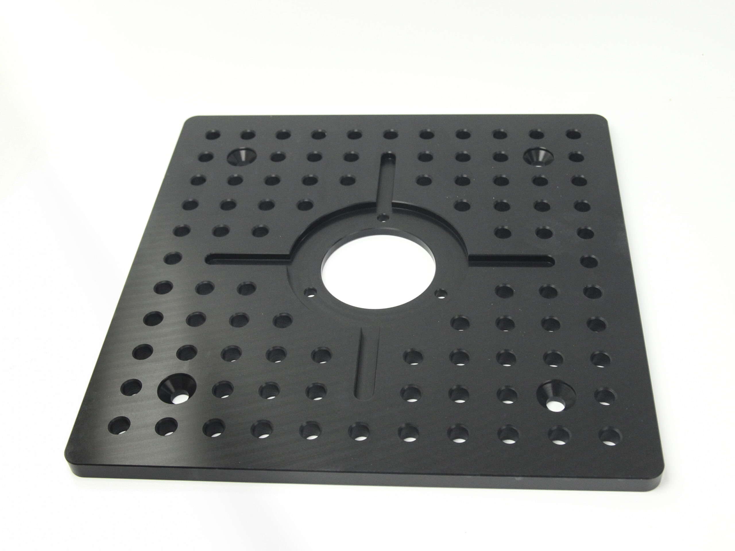 custom cut rigging cheese plate with circular opening